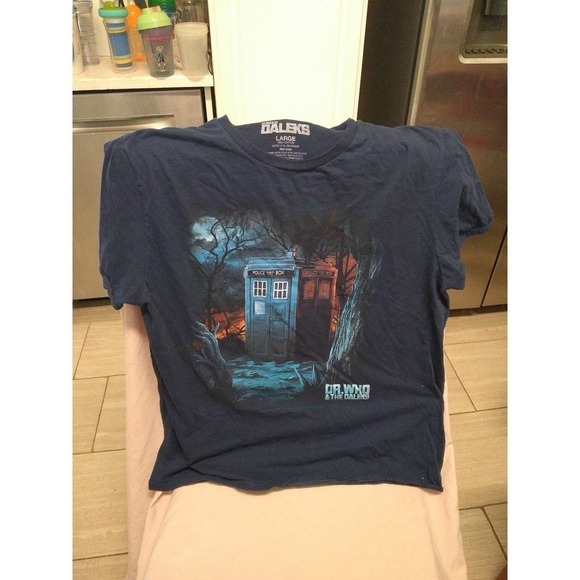 Dr. Who And The Daleks T-Shirt Size L - Picture 1 of 2